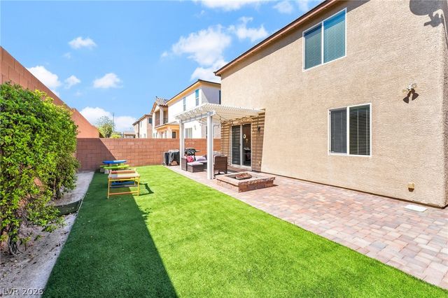 6465 Twin Harbors Court, Las Vegas, NV 89141