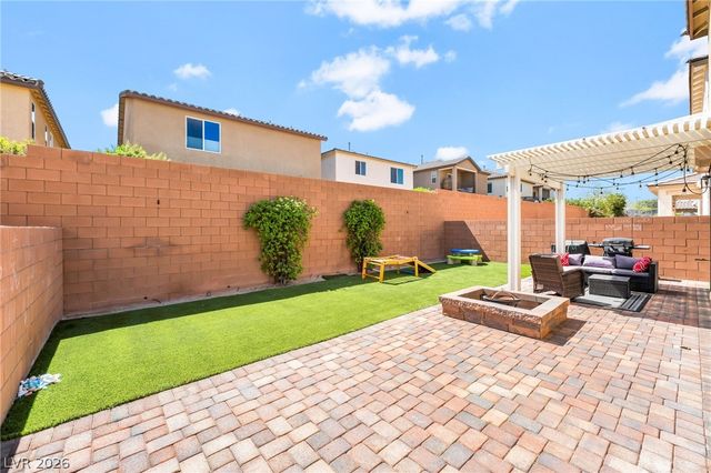 6465 Twin Harbors Court, Las Vegas, NV 89141