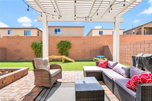 6465 Twin Harbors Court, Las Vegas, NV 89141