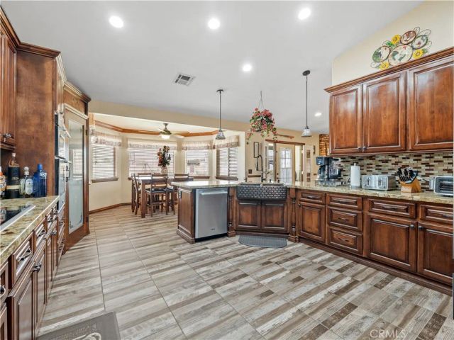 13991 Jicarilla Road, Apple Valley, CA 92307