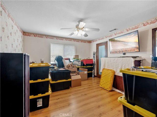 13991 Jicarilla Road, Apple Valley, CA 92307