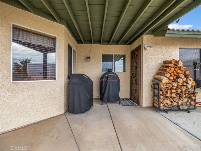 13991 Jicarilla Road, Apple Valley, CA 92307