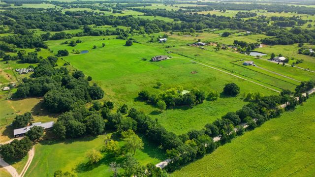 783 County Road 121, Gainesville, TX 76240