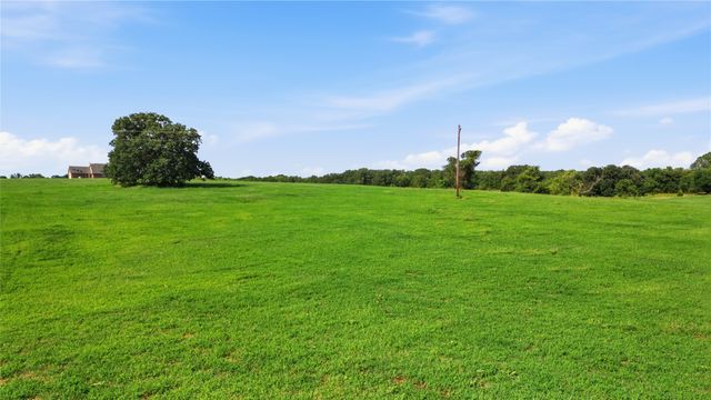 783 County Road 121, Gainesville, TX 76240