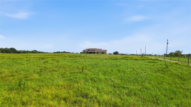 783 County Road 121, Gainesville, TX 76240