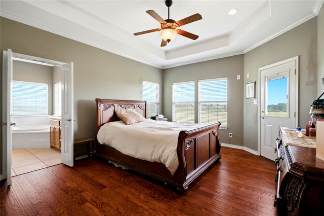 783 County Road 121, Gainesville, TX 76240