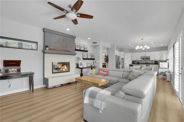 13941 Honey Ridge, Chino Hills, CA 91709