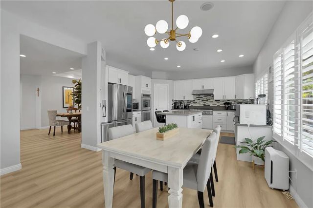 13941 Honey Ridge, Chino Hills, CA 91709