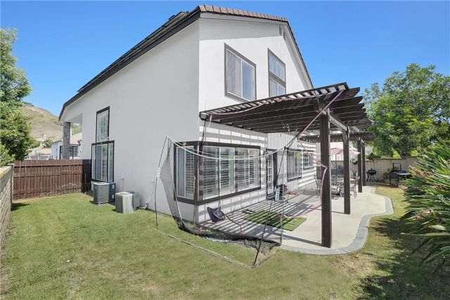13941 Honey Ridge, Chino Hills, CA 91709