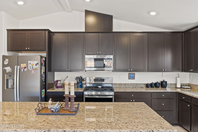 594 Pine Creek Circle, Dayton, NV 89403