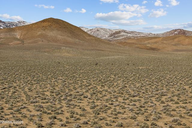 594 Pine Creek Circle, Dayton, NV 89403