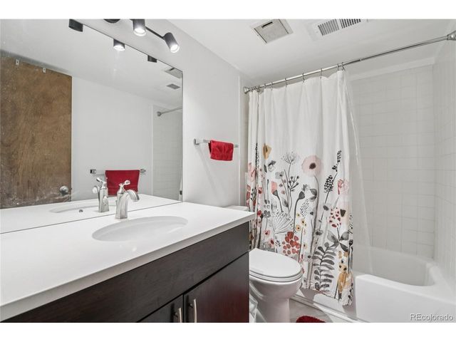 6388 Oak Ct 205, Arvada, CO 80004