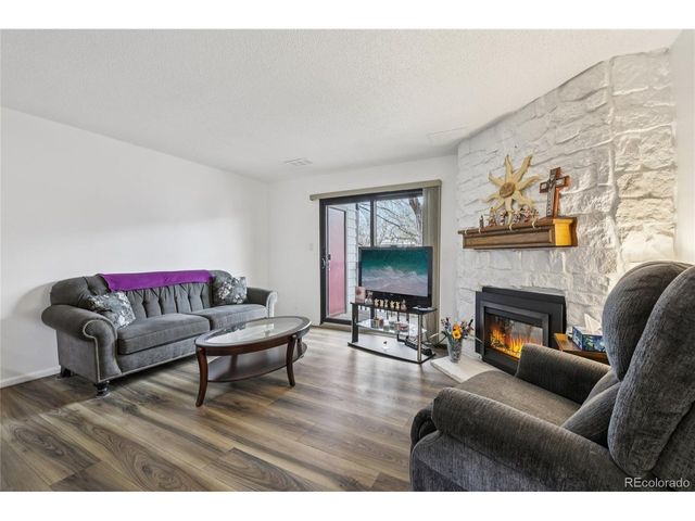 6388 Oak Ct 205, Arvada, CO 80004