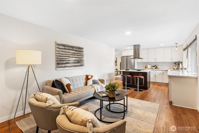 3339 SW 323rd Street, Federal Way, WA 98023