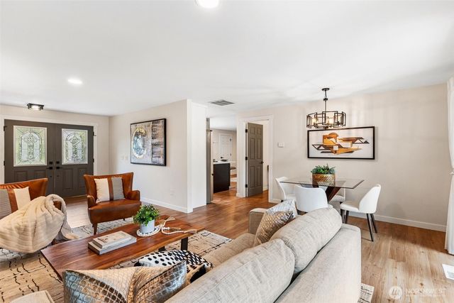 3339 SW 323rd Street, Federal Way, WA 98023