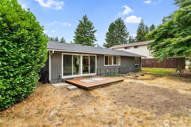 3339 SW 323rd Street, Federal Way, WA 98023