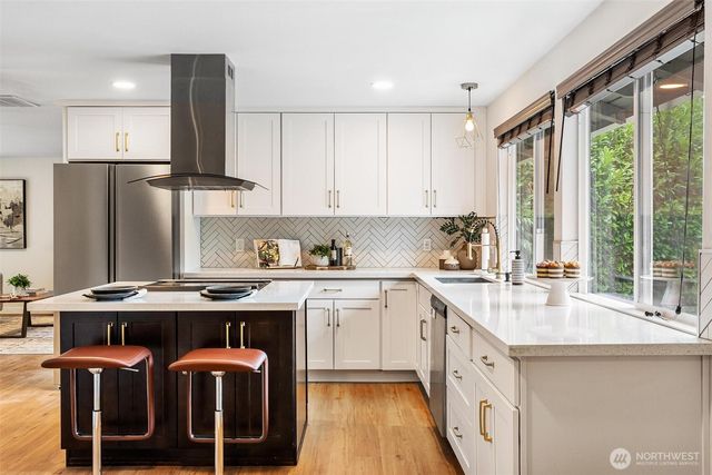3339 SW 323rd Street, Federal Way, WA 98023