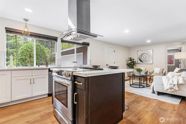 3339 SW 323rd Street, Federal Way, WA 98023