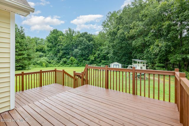 270 W Silverado Court, Kenly, NC 27542