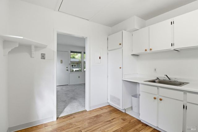 88 Martin Dr, Novato, CA 94949