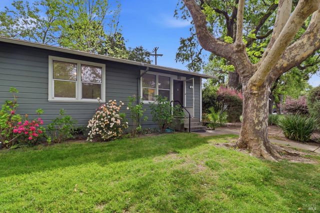 88 Martin Dr, Novato, CA 94949