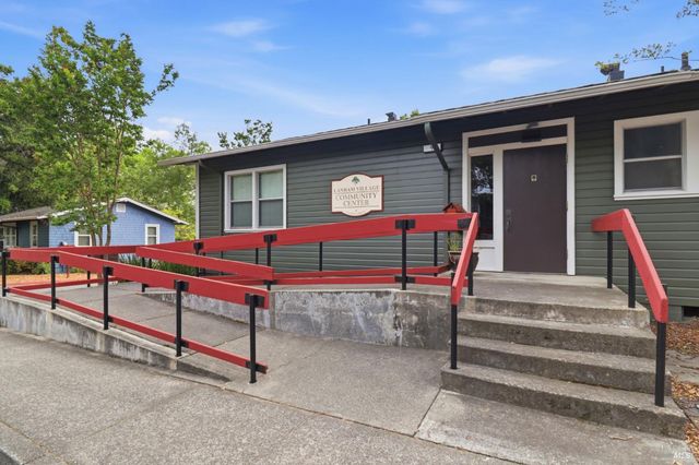 88 Martin Dr, Novato, CA 94949