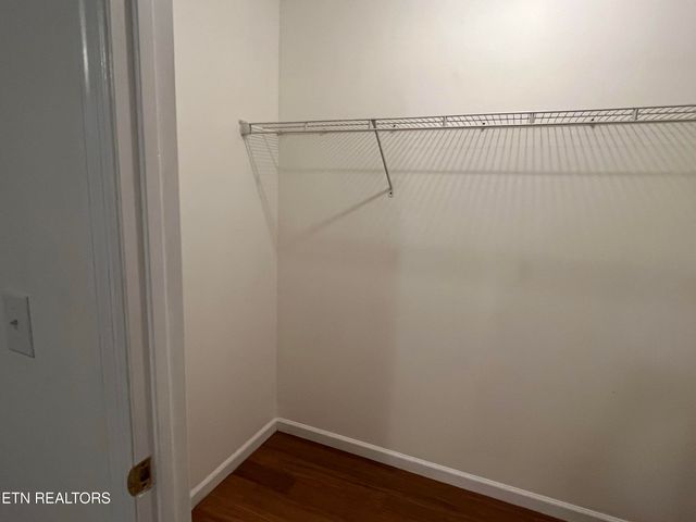 845 Quiet Oaks Way, Dandridge, TN 37725