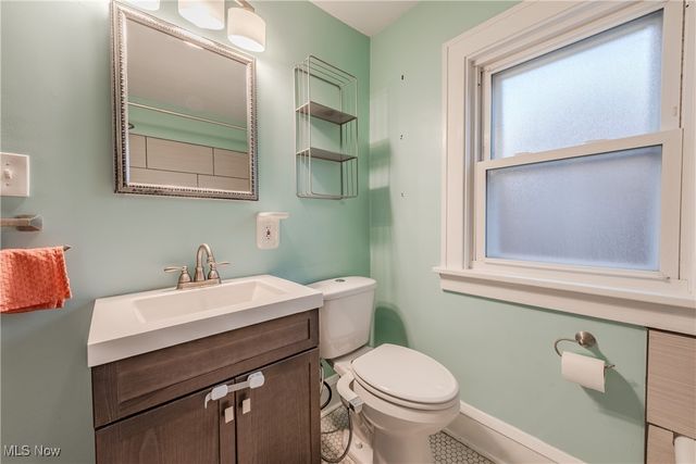 17114 Laverne Avenue, Cleveland, OH 44135