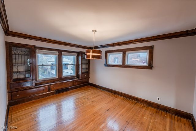 17114 Laverne Avenue, Cleveland, OH 44135