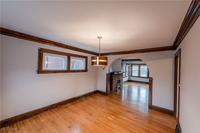 17114 Laverne Avenue, Cleveland, OH 44135