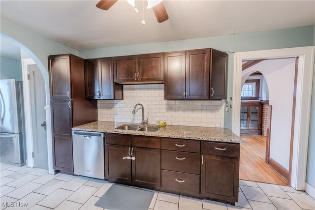 17114 Laverne Avenue, Cleveland, OH 44135