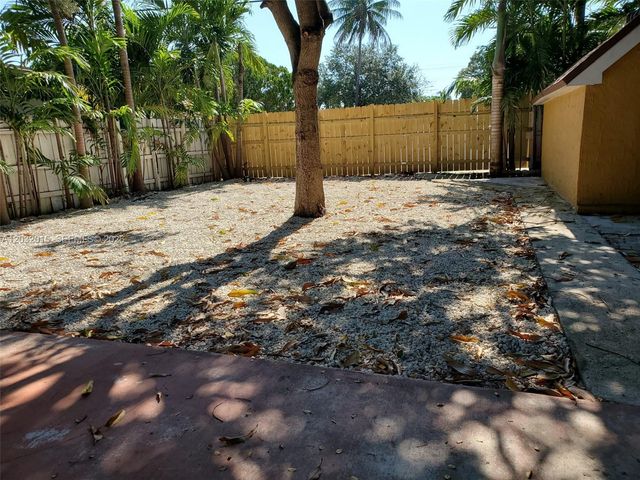 10341 NW 6th Avenue 0, Miami, FL 33150