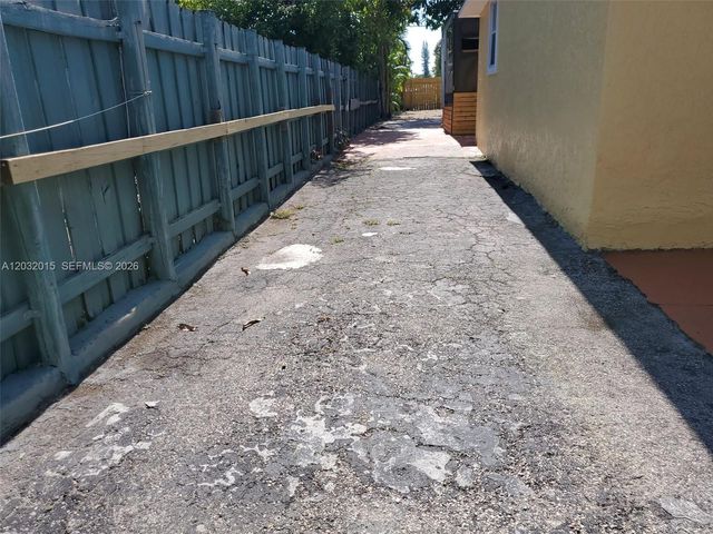 10341 NW 6th Avenue 0, Miami, FL 33150