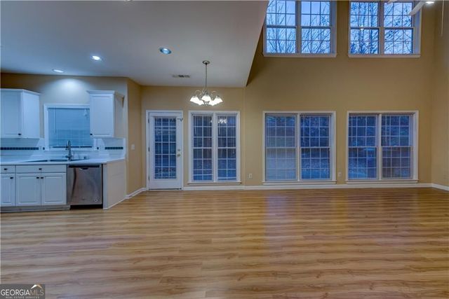 1429 Oglethorpe Drive, Suwanee, GA 30024