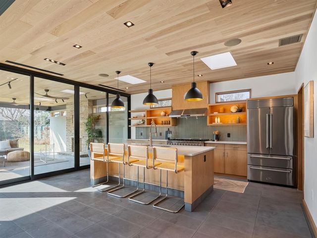 1730 Westminster Place, Oklahoma City, OK 73120