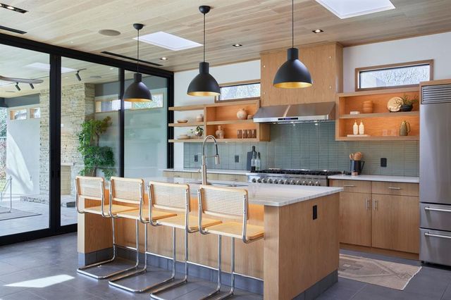 1730 Westminster Place, Oklahoma City, OK 73120