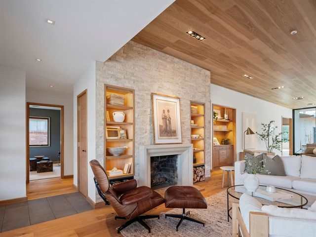 1730 Westminster Place, Oklahoma City, OK 73120