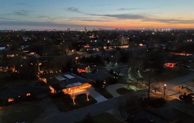 1730 Westminster Place, Oklahoma City, OK 73120