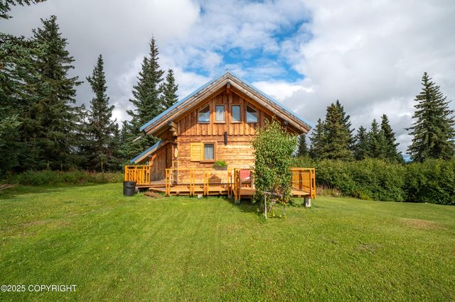 35112 Berry Street, Homer, AK 99603