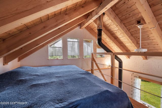 35112 Berry Street, Homer, AK 99603