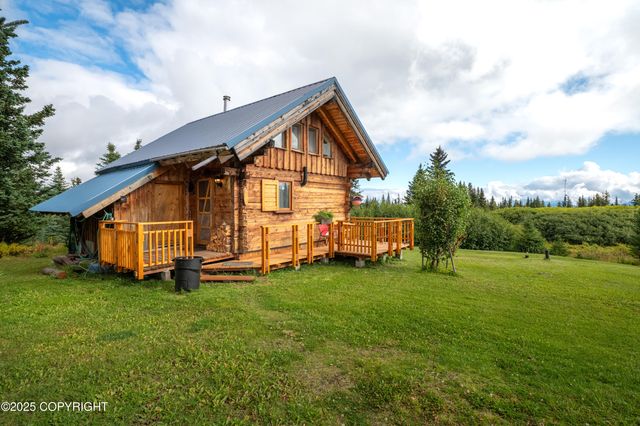 35112 Berry Street, Homer, AK 99603