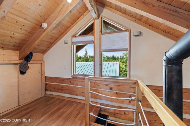 35112 Berry Street, Homer, AK 99603