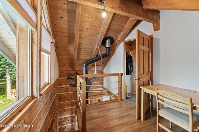 35112 Berry Street, Homer, AK 99603