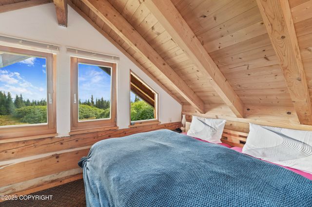 35112 Berry Street, Homer, AK 99603