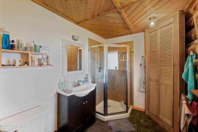 35112 Berry Street, Homer, AK 99603