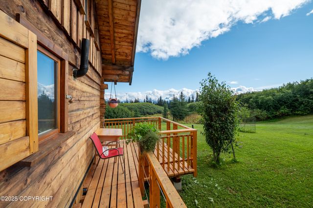 35112 Berry Street, Homer, AK 99603