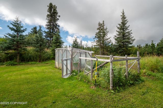 35112 Berry Street, Homer, AK 99603