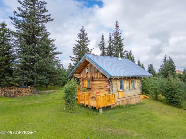 35112 Berry Street, Homer, AK 99603