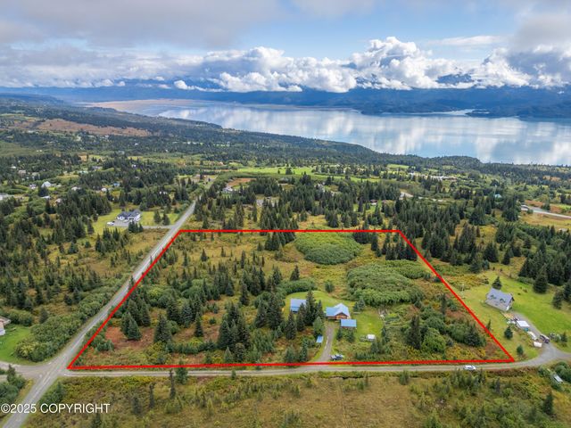 35112 Berry Street, Homer, AK 99603