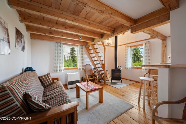 35112 Berry Street, Homer, AK 99603